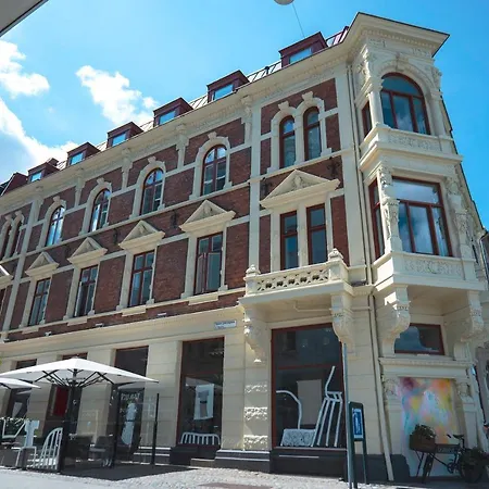 Duxiana Hotel 4*